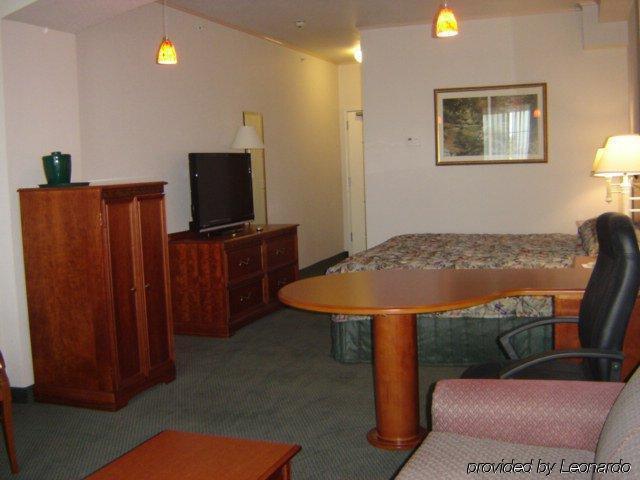 Holiday Inn Express & Suites Tacoma South - Lakewood, An Ihg Hotel Zimmer foto